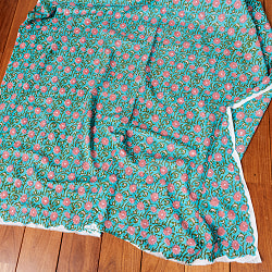 〔1m単位切り売り〕ジャイプル　職人手作り木版染め　色彩美しいボタニカルデザイン　おしゃれ　生地　花柄　テーブルクロス　刺繍素材などへ〔幅約109cm〕 - グリーン系 - サブ5