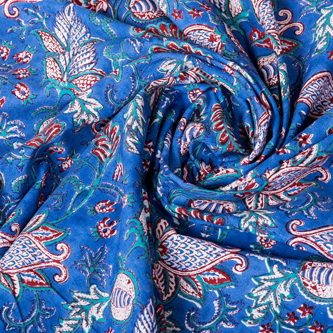 〔1m切り売り〕ジャイプル　職人手作り　色彩豊かなボタニカルデザイン　おしゃれ　生地　花柄　テーブルクロス　刺繍素材などへ〔幅約111cm〕 - ブルー系 6 - とても良い風合いです