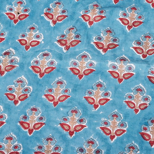 〔1m切り売り〕ジャイプル　職人手作り　色彩豊かなボタニカルデザイン　おしゃれ　生地　花柄　テーブルクロス　刺繍素材などへ〔幅約108cm〕 - ティールブルー系 4 - インドならではの布ですね。