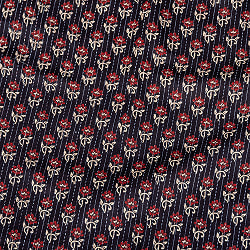 〔1m単位切り売り〕カンタ刺繍がかわいい　ボタニカルデザインの布　ブラック系〔幅約110cm〕の商品写真