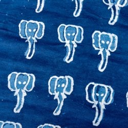 〔1m単位切り売り〕インドの伝統息づく 昔ながらの木版インディゴ藍染布 象さん ネイビー系〔幅約110cm〕