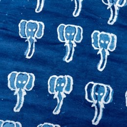 〔1m単位切り売り〕インドの伝統息づく　昔ながらの木版インディゴ藍染布　象さん　ネイビー系〔幅約110cm〕