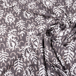 〔1m単位切り売り〕昔ながらの木版泥染め　ダブプリント　グレー系〔幅約115cm〕 - サブ5