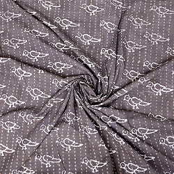 〔各色あり〕〔1m単位切り売り〕インドの伝統息づく　昔ながらの木版インディゴ藍染とグレーのダブプリント布　鳥さん〔幅約110cm〕 - サブ4