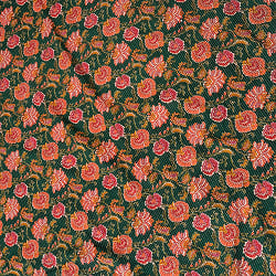 〔1m単位切り売り〕カンタ刺繍がかわいい　ボタニカルデザインの布　グリーン系〔幅約111cm〕 - サブ3