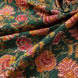 〔1m単位切り売り〕カンタ刺繍がかわいい　ボタニカルデザインの布　グリーン系〔幅約111cm〕 - サブ5