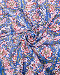 〔1m単位切り売り〕ジャイプル　職人手作り木版染め　色彩美しいボタニカルデザイン〔幅約111cm〕〔ブルー系　更紗柄〕　おしゃれ　生地　テーブルクロス　手芸素材などへ - サブ4