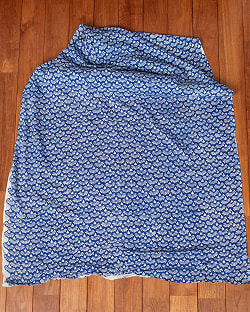 〔1m単位切り売り〕ジャイプル　職人手作り木版染め　色彩美しいボタニカルデザイン〔幅約110cm〕〔ブルー系　小花柄〕　おしゃれ　生地　テーブルクロス　手芸素材などへ - サブ2