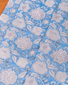 〔1m単位切り売り〕ジャイプル 職人手作り木版染め 色彩美しいボタニカルデザイン〔幅約106cm〕〔水色系 更紗柄〕 おしゃれ 生地 テーブルクロス 手芸素材などへ(MB-RSCLTH-1717)