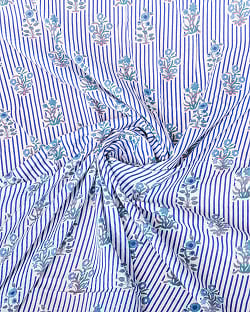 〔1m単位切り売り〕ジャイプル　職人手作り木版染め　色彩美しいボタニカルデザイン〔幅約113cm〕〔ブルー系　更紗柄〕　おしゃれ　生地　テーブルクロス　手芸素材などへ - サブ4