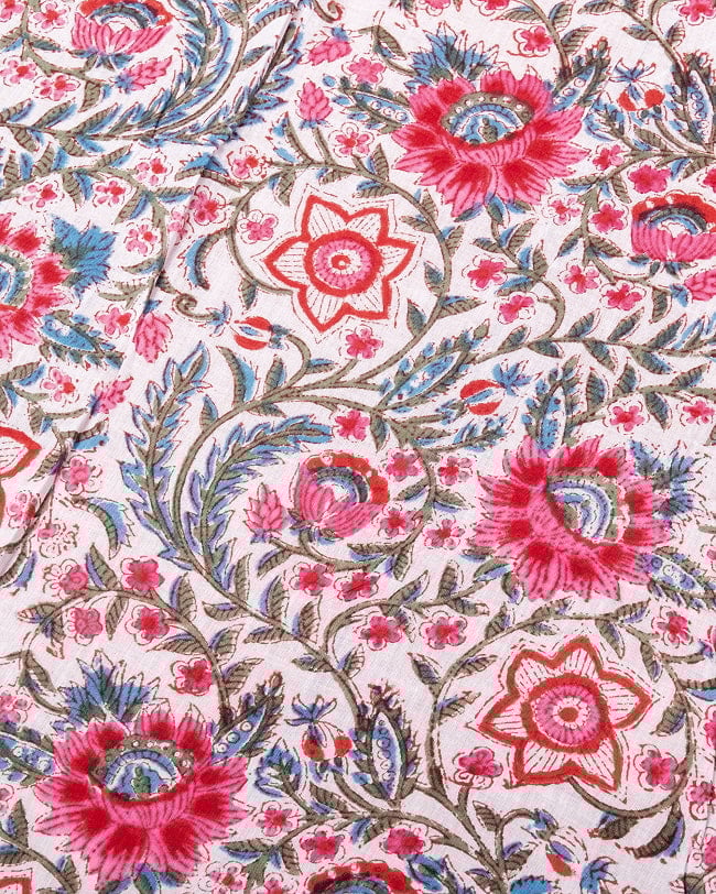 〔1m単位切り売り〕ジャイプル 職人手作り木版染め 色彩美しいボタニカルデザイン〔幅約110cm〕〔グリーン×ピンク系 更紗柄〕 おしゃれ 生地 テーブルクロス 手芸素材などへ 3 - 1mの長さごとにご購入いただけます。