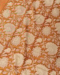 【5個セット】〔1m単位切り売り〕ジャイプル 職人手作り木版染め 色彩美しいボタニカルデザイン〔幅約110cm〕〔ブラウン系 更紗柄〕 おしゃれ 生地 テーブルクロス 手芸素材などへの写真