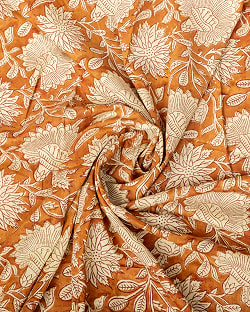 〔1m単位切り売り〕ジャイプル　職人手作り木版染め　色彩美しいボタニカルデザイン〔幅約110cm〕〔ブラウン系　更紗柄〕　おしゃれ　生地　テーブルクロス　手芸素材などへ - サブ4