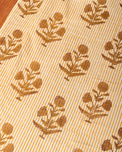 【5個セット】〔1m単位切り売り〕ジャイプル 職人手作り木版染め 色彩美しいボタニカルデザイン〔幅約112cm〕〔ベージュ×ブラウン系 花柄〕 おしゃれ 生地 テーブルクロス 手芸素材などへの写真