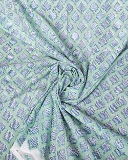 〔1m単位切り売り〕ジャイプル　職人手作り木版染め　色彩美しいボタニカルデザイン〔幅約106cm〕〔ミントグリーン系　小花柄〕　おしゃれ　生地　テーブルクロス　手芸素材などへ - サブ4