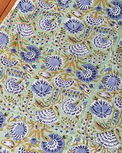 【5個セット】〔1m単位切り売り〕ジャイプル 職人手作り木版染め 色彩美しいボタニカルデザイン〔幅約108cm〕〔グリーン系 更紗柄〕 おしゃれ 生地 テーブルクロス 手芸素材などへの写真