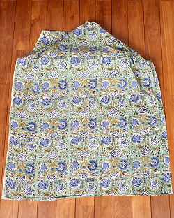 〔1m単位切り売り〕ジャイプル　職人手作り木版染め　色彩美しいボタニカルデザイン〔幅約108cm〕〔グリーン系　更紗柄〕　おしゃれ　生地　テーブルクロス　手芸素材などへ - サブ2