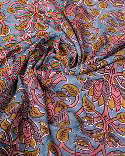 〔1m単位切り売り〕ジャイプル　職人手作り木版染め　色彩美しいボタニカルデザイン〔幅約110cm〕〔グレー系　更紗柄〕　おしゃれ　生地　テーブルクロス　手芸素材などへ - サブ5