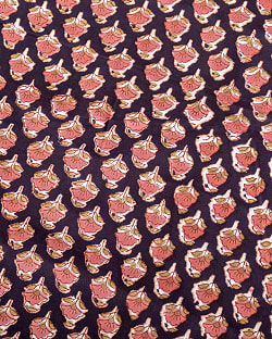 〔1m単位切り売り〕ジャイプル　職人手作り木版染め　色彩美しいボタニカルデザイン〔幅約108cm〕〔ブラック系　小花柄〕　おしゃれ　生地　テーブルクロス　手芸素材などへ - サブ3