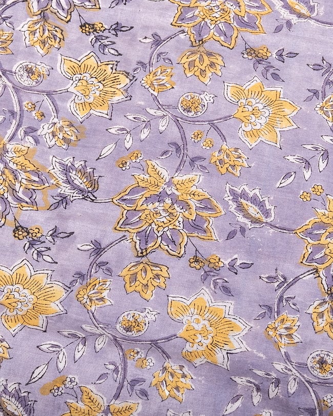 〔1m単位切り売り〕ジャイプル 職人手作り木版染め 色彩美しいボタニカルデザイン〔幅約110cm〕〔グレー系 更紗柄〕 おしゃれ 生地 テーブルクロス 手芸素材などへ 3 - 1mの長さごとにご購入いただけます。