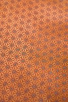 〔1m切り売り〕インドの伝統模様布 - 橙〔幅110cm〕の商品写真