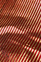 〔1m切り売り〕インドの伝統模様布 - ボーダー柄 赤×金〔幅105cm〕の商品写真