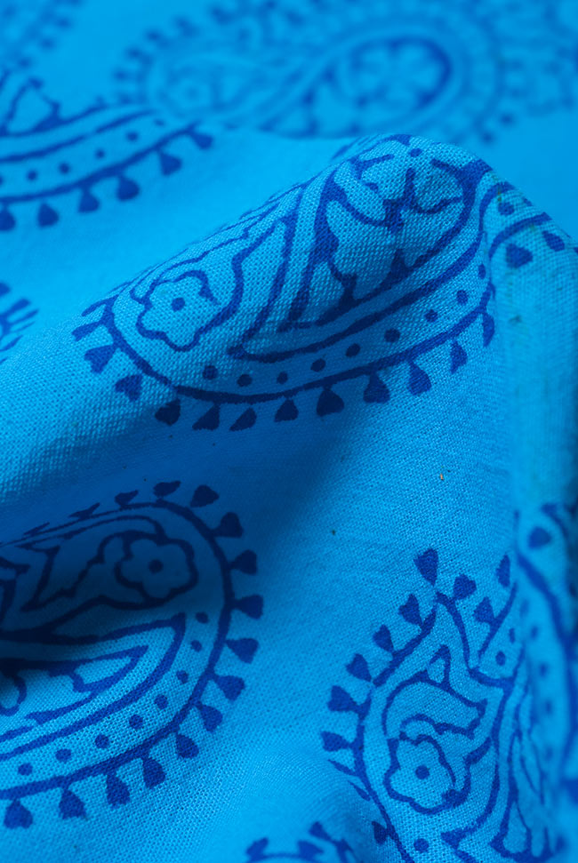 インドの泥染め布 〔長さ2.8m程度×幅95cm程度〕 4 - 柔らかなコットンが魅力的です。