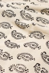 〔1m単位切り売り〕カッチの草木染め布〔幅110cm〕の商品写真