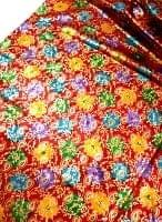 〔1m切り売り〕インドの伝統柄ゴールドプリント光沢布〔幅約107cm〕 - 赤の商品写真