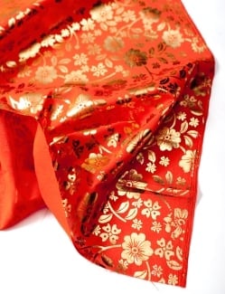 〔1m単位切り売り〕インドの伝統柄ゴールドプリント光沢布〔幅約100cm〕 - サブ4