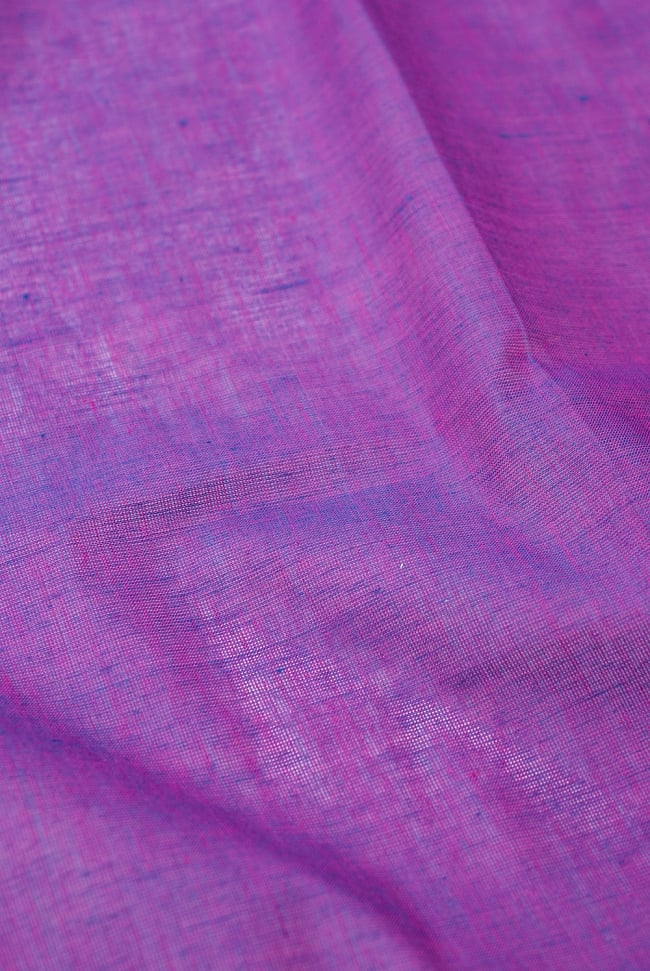 〔1m切り売り〕南インドのハーフボーダー・シンプル・コットン生地 - 紫×青象さん〔幅約110cm〕 2 - 中心部分の生地をみてみました。
