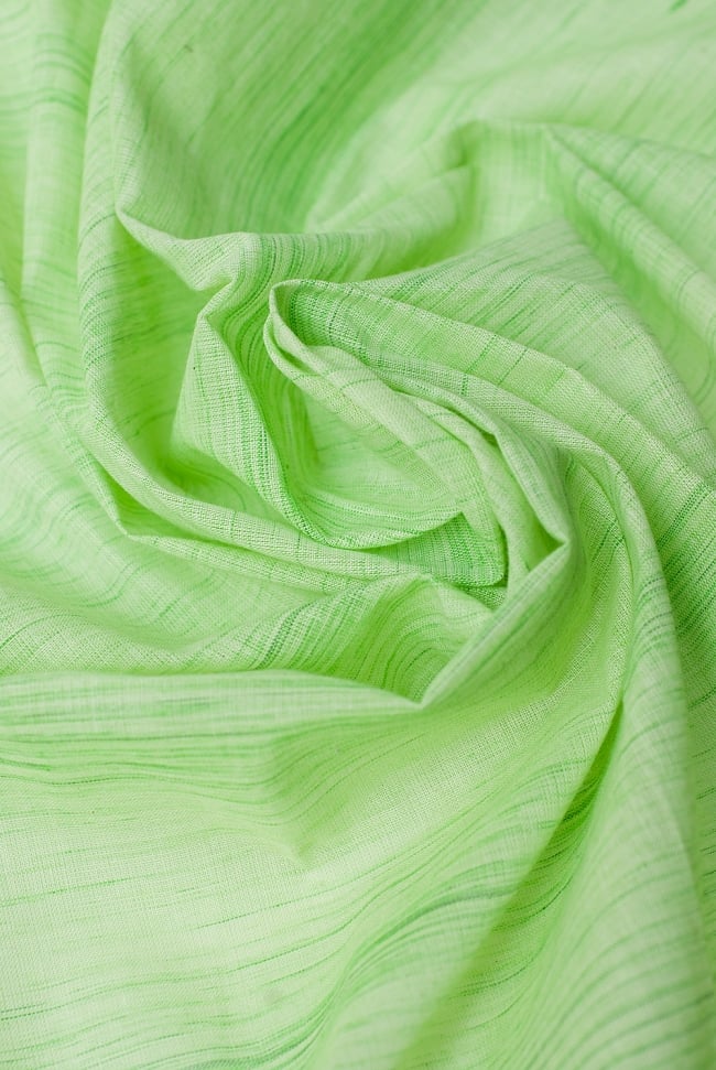 〔1m単位切り売り〕インドのパステルカラークロス - パステルグリーン 〔幅約110cm〕 5 - ドレープを作ってみました。