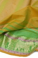 〔1m単位切り売り〕南インドのハーフボーダー・シンプル・コットン生地 - 茶色グリーン×緑象さん〔幅約110cm〕の商品写真