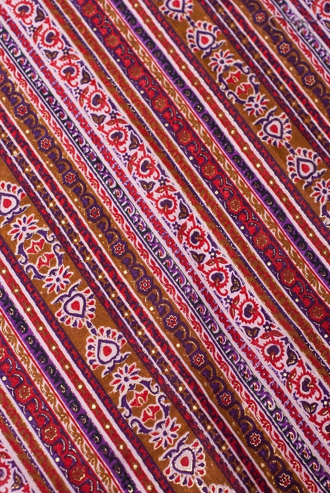 〔1m単位切り売り〕南インドのストライプ布 - 花柄と唐草 〔幅約106cm〕の写真切り売り,量り売り布,アジア布 量り売り,手芸,裁縫,生地,アジアン,ファブリック