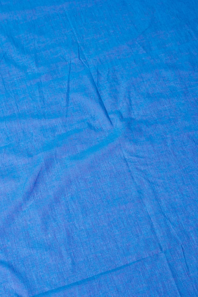 〔1m切り売り〕インドのシンプルコットン布 - 青＆ムラサキ〔幅約113cm〕 2 - やや離れてみました。無地で使いやすい布地です。
