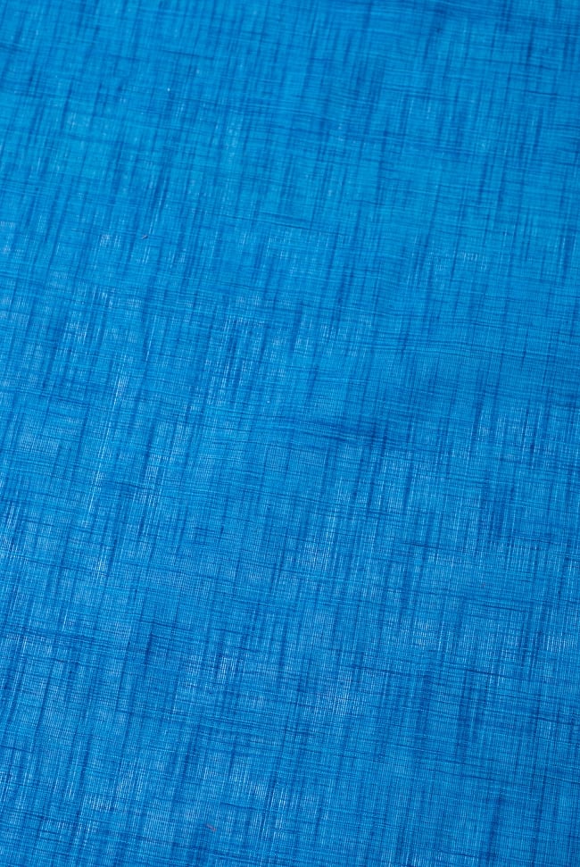 〔1m切り売り〕インドのシンプルコットン布 - 水色地に青〔幅約110cm〕 2 - 少し離れてみてみました。