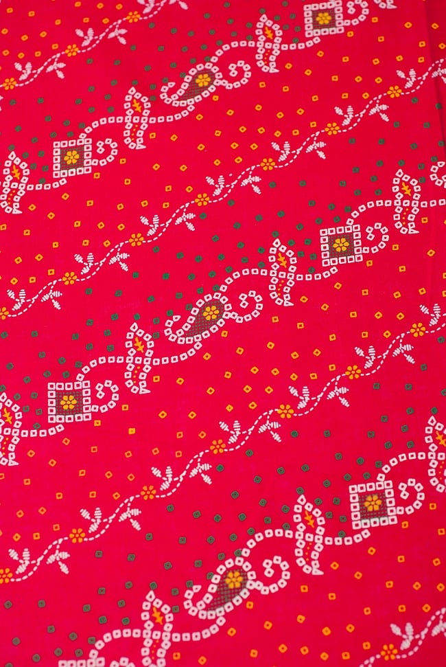 〔1m切り売り〕インドのバンディニ風プリント布 - 赤〔幅約105cm〕の写真1枚目です。インドらしい味わいのある布地です。切り売り,量り売り布,アジア布 量り売り,手芸,裁縫,生地,アジアン,ファブリック