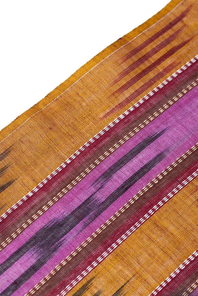 〔1m切り売り〕インドの絣織り布 〔幅約111cm〕 3 - 端の部分の処理です。