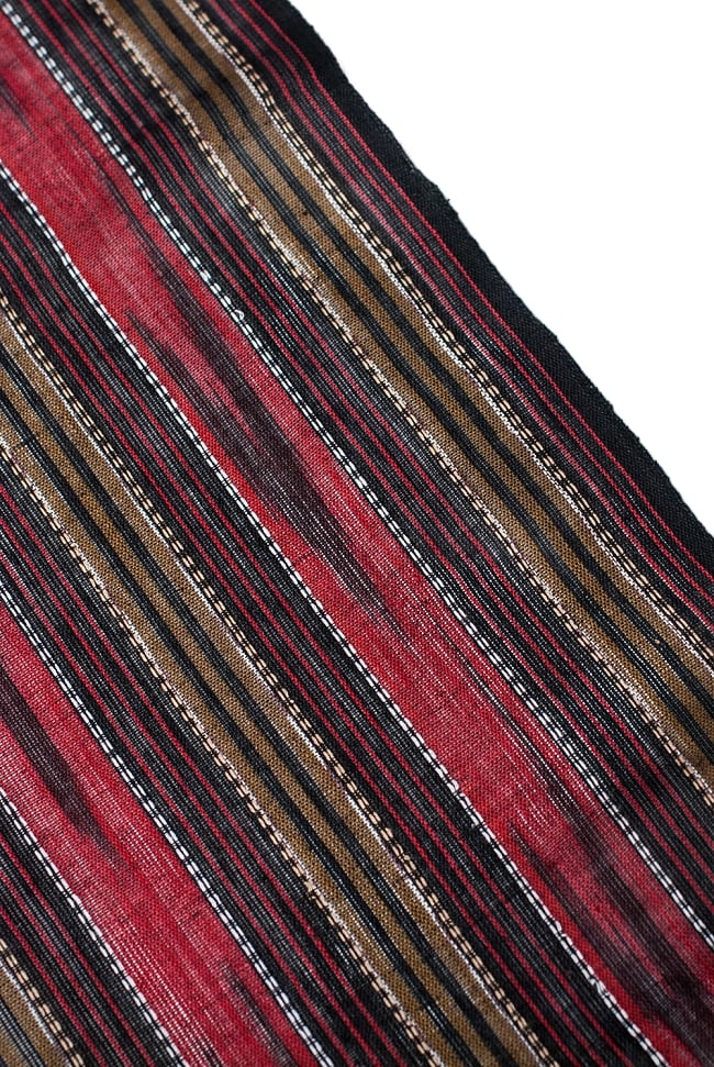 〔1m切り売り〕インドの絣織り布 〔幅約112cm〕 3 - 端の部分の処理です。