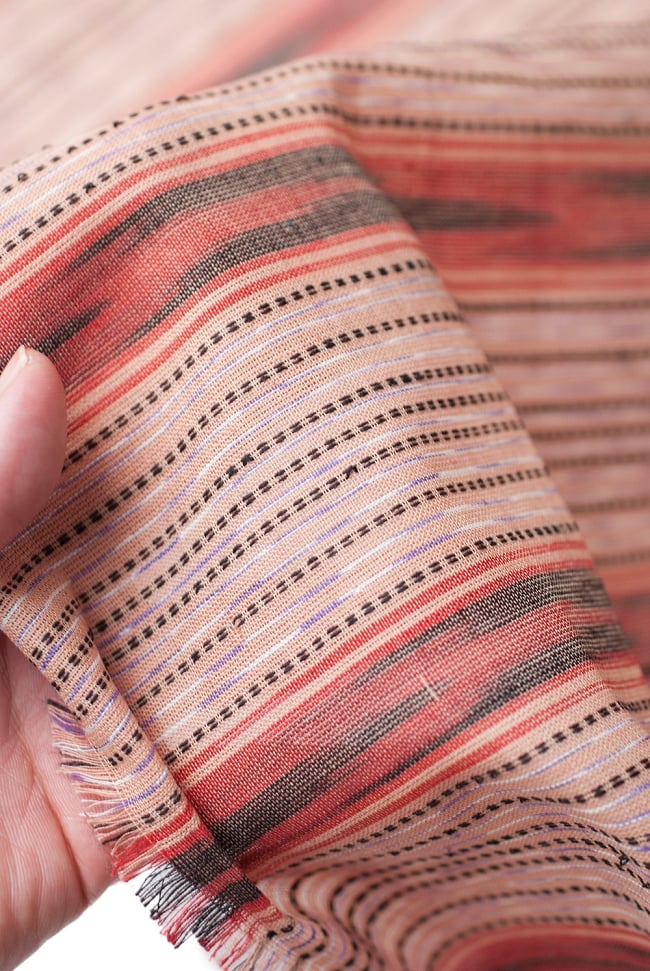 〔1m切り売り〕インドの絣織り布 〔幅約114cm〕 5 - さまざまな手芸へ。想像が広がる布です。