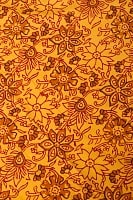 〔1m切り売り〕南インドの花柄コットン布〔幅約109cm〕の商品写真