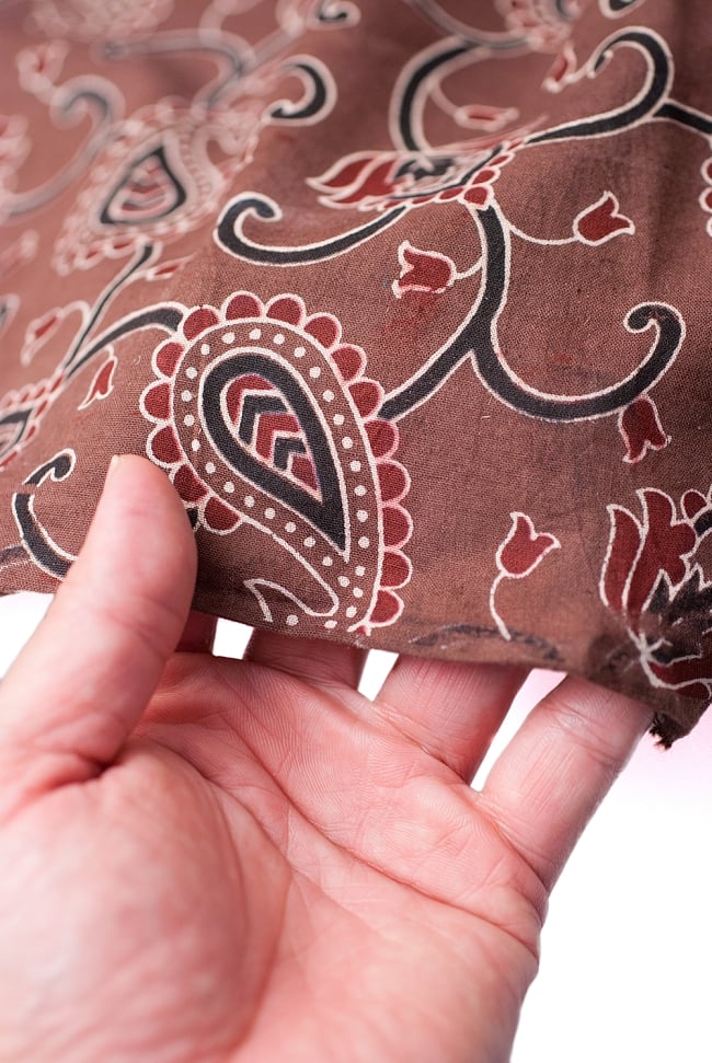 〔1m切り売り〕南インドの花柄コットン布〔幅約115cm〕 5 - さまざまな手芸へ。想像が広がる布です。