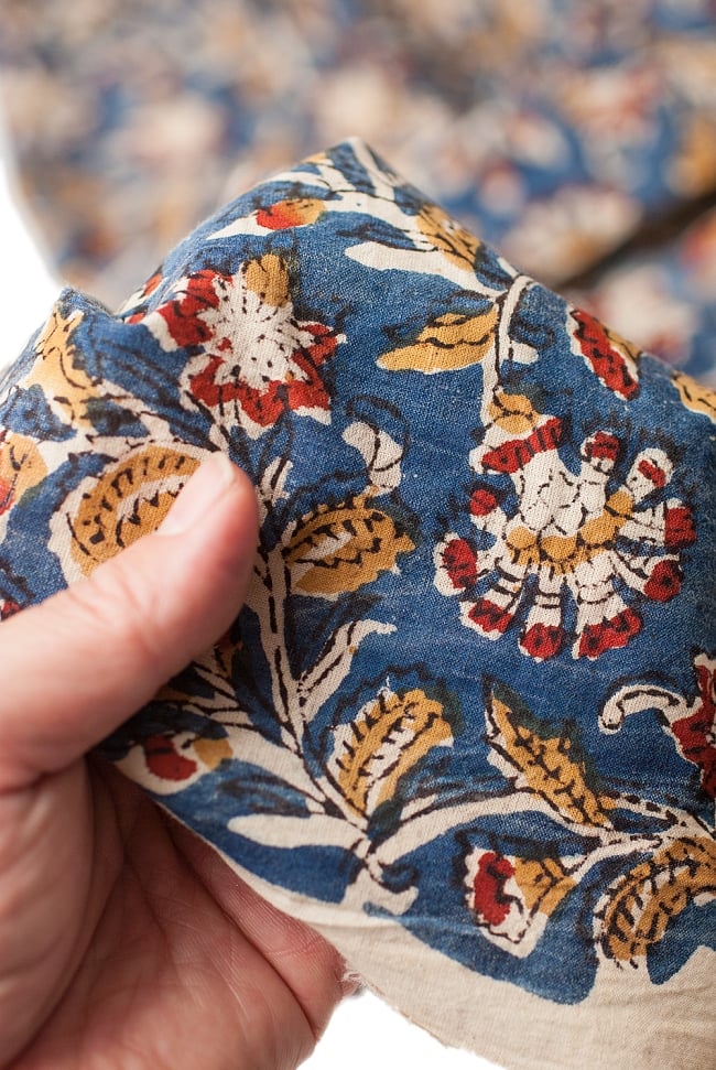 〔1m切り売り〕南インドの花柄コットン布〔幅約112cm〕 5 - さまざまな手芸へ。想像が広がる布です。