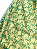 〔1m切り売り〕インドの金糸入り伝統模様布〔113cm〕 - グリーンの商品写真