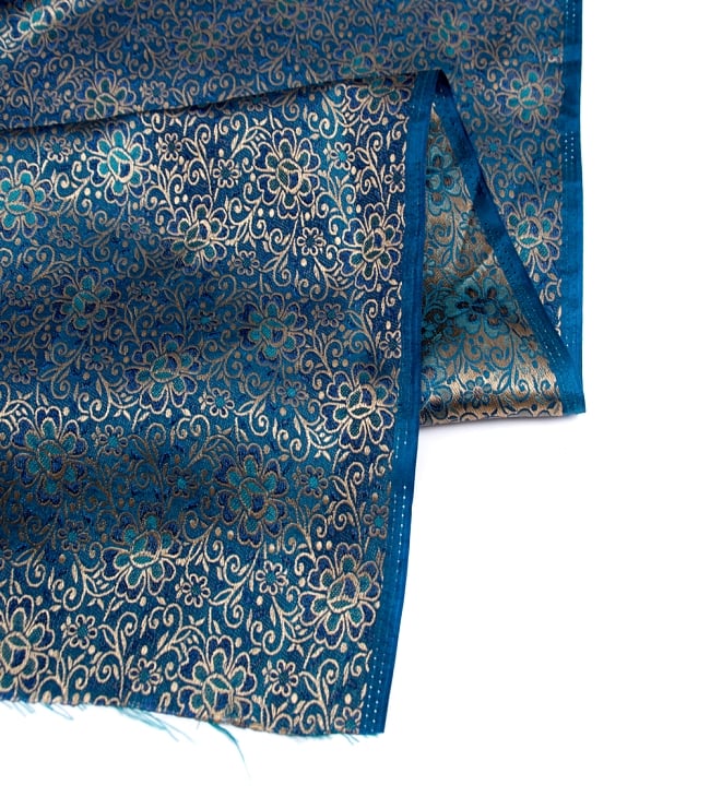 〔1m切り売り〕インドの伝統模様布〔113cm〕 - ブルー 4 - フチの写真です