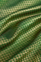 〔1m切り売り〕インドの伝統模様布 緑地に葉模様〔幅約108cm〕の商品写真