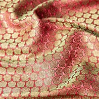 〔1m切り売り〕インドの伝統模様布 ピンク＆グリーンフラワー〔幅約110cm〕の商品写真