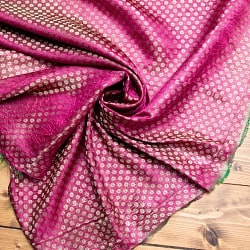 〔1m切り売り〕インドの伝統模様布〔幅約110cm〕 赤系の商品写真