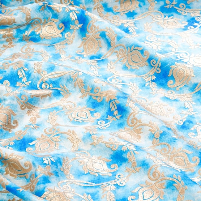 〔1m切り売り〕タイダイ色彩生地とつる草模様布〔各色あり〕 3 - 拡大写真です。こちらは選択：A　ブルー系