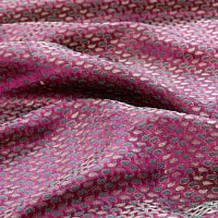 〔1m切り売り〕インドの伝統模様布〔幅約105cm〕 - 赤紫×グリーンの商品写真